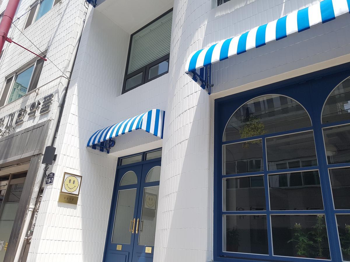 Hostel Single Single Busan Eksteriør bilde